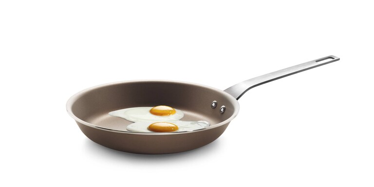 Eggs being fried in the non-stick Frying Pan